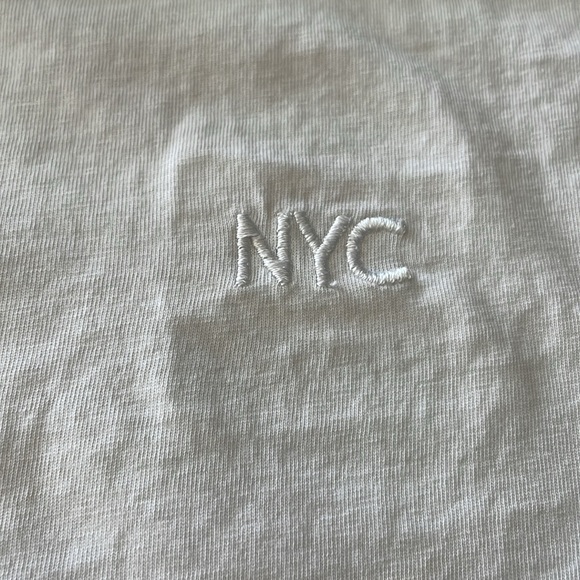 H&M girls white crop tshirt. Size 10-12y. NYC stitching on left side. - Picture 2 of 6